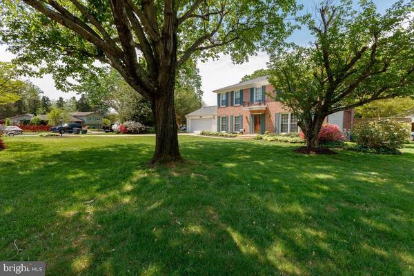 Annandale, VA 22003,8500 PAUL REVERE CT