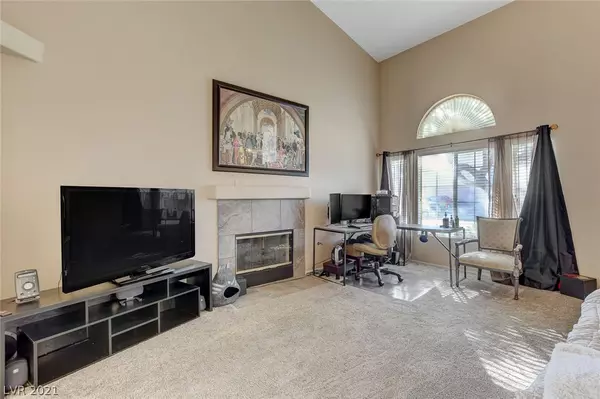 Henderson, NV 89052,506 Satin Saddle Place