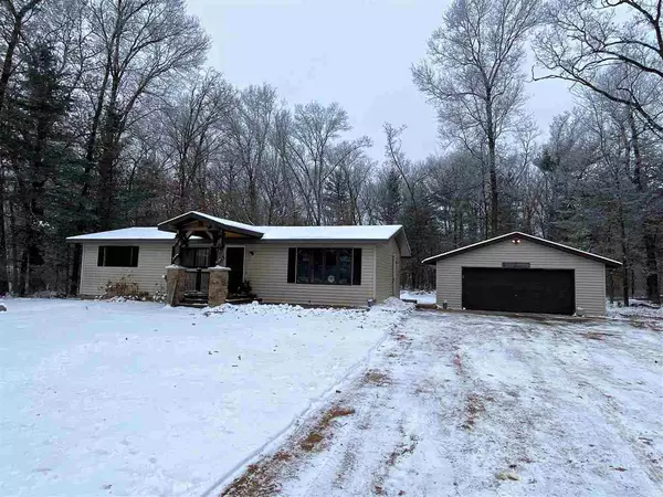 1853 11th Ave, Friendship, WI 53934