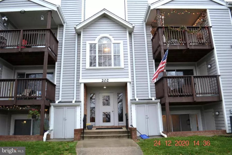 202 SPRING MAIDEN CT #102, Glen Burnie, MD 21060