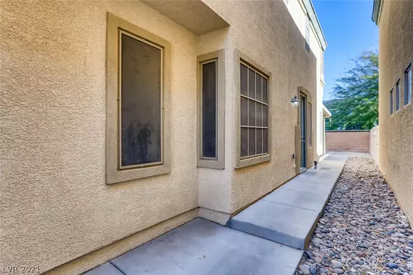 Las Vegas, NV 89139,7682 Gentle Grazer Street