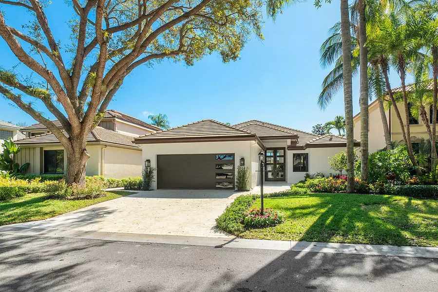 3810 Limoges LN, Palm Beach Gardens, FL 33410