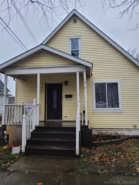 1317 9th, Port Huron, MI 48060