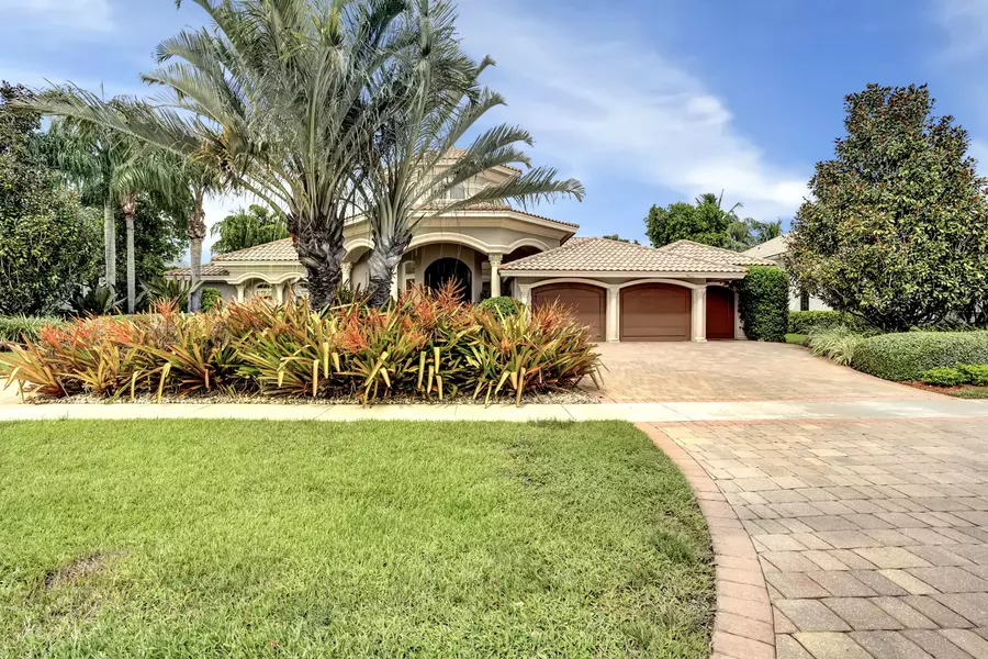 4517 White Cedar LN, Delray Beach, FL 33445