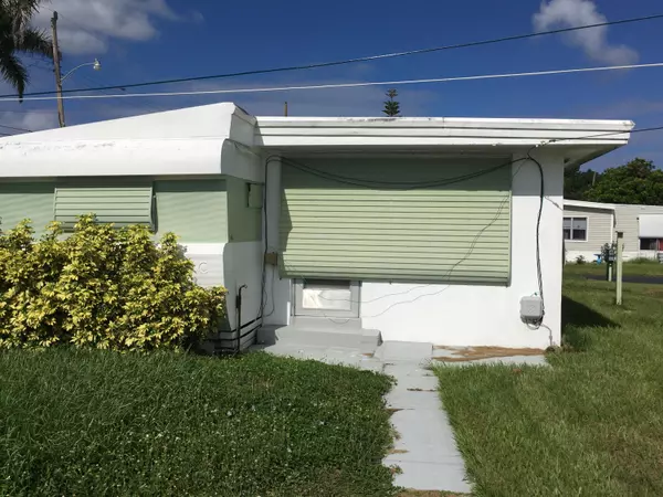 Boynton Beach, FL 33436,8903 Cypress ST