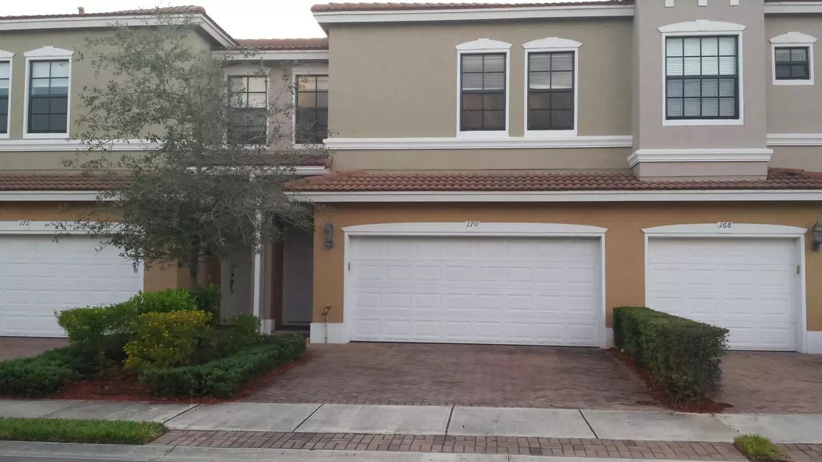 Delray Beach, FL 33484,170 W Astor CIR