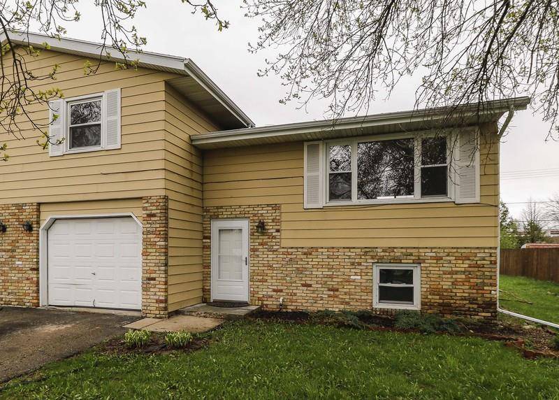 1209 BUENA VISTA DR, Sun Prairie, WI 53590