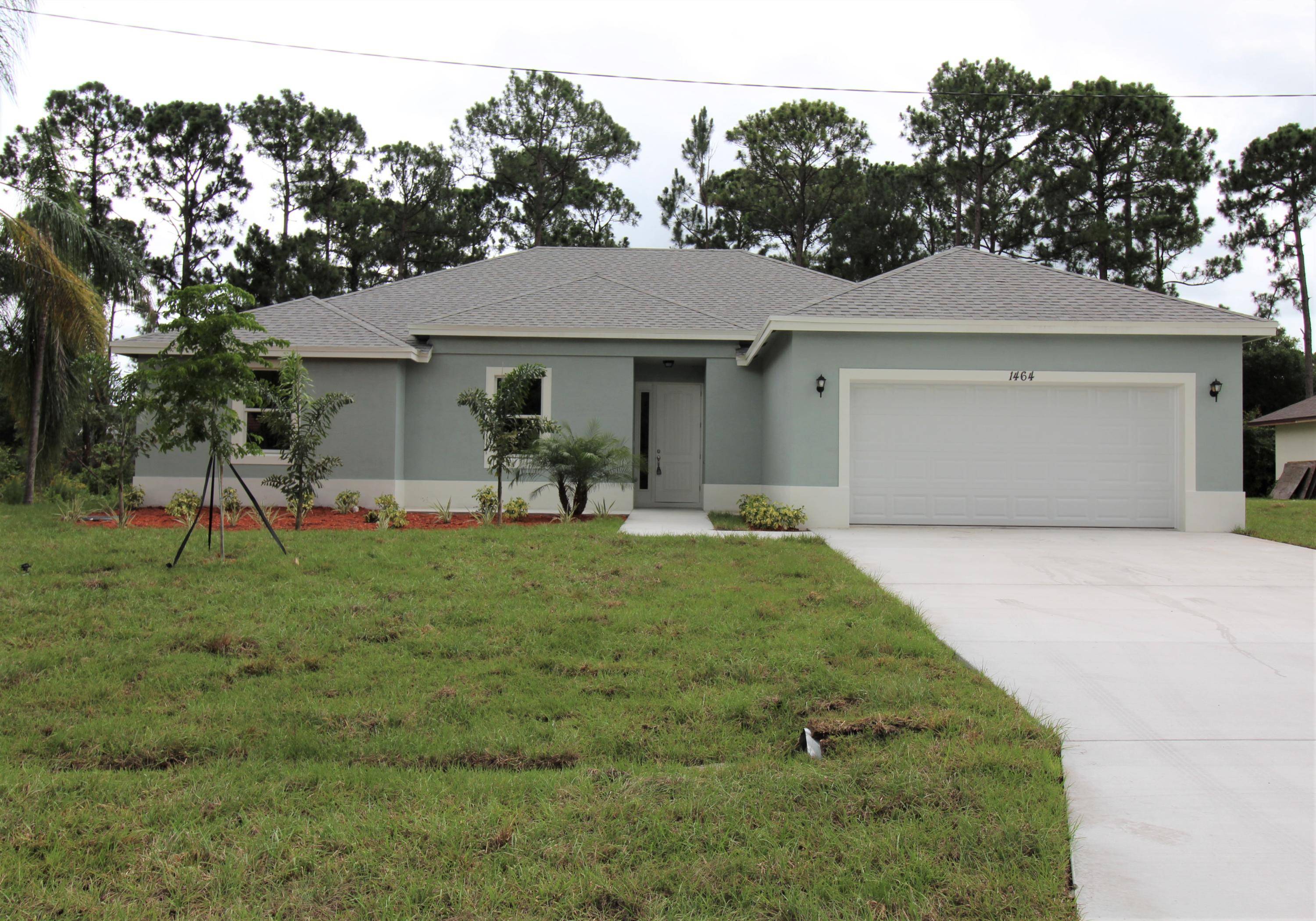 1450 SW Crest AVE, Port Saint Lucie, FL 34953