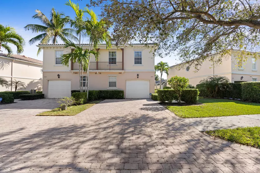 207 Fortuna DR, Palm Beach Gardens, FL 33410