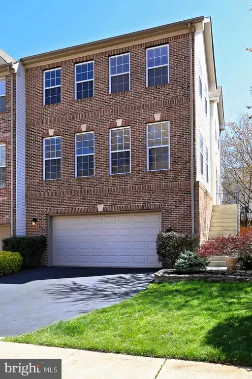 Fairfax, VA 22033,4233 TRUMBO CT