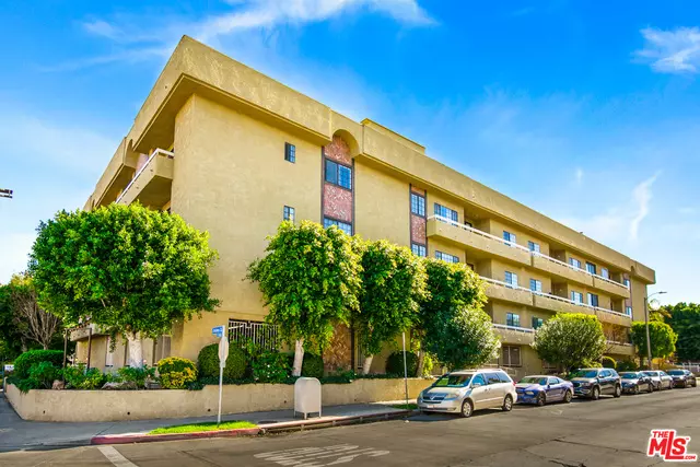 4430 Noble Ave #209, Sherman Oaks, CA 91403