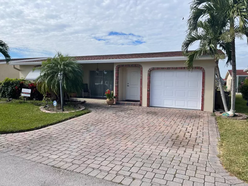 4911 NW 13th TER, Deerfield Beach, FL 33064