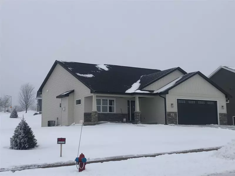 308 Lillehammer Ln, Mount Horeb, WI 53572