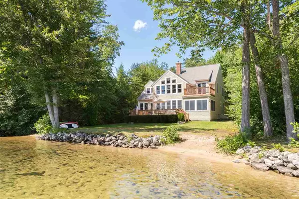 127 Swallow Point RD, Moultonborough, NH 03254