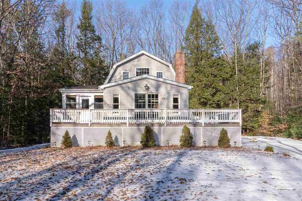 79 Cannes ST, Moultonborough, NH 03254