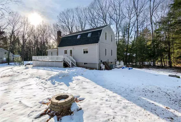 Moultonborough, NH 03254,79 Cannes ST