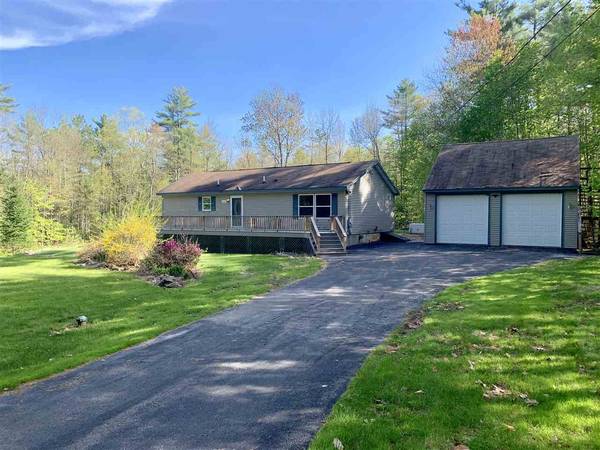 207 College RD, Wolfeboro, NH 03894