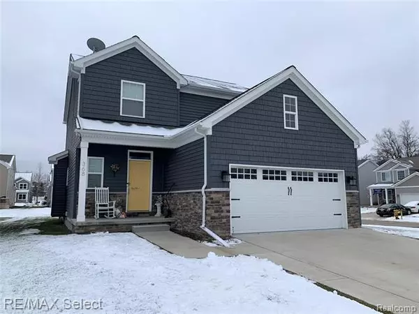 368 BEAVER RUN, Holly, MI 48442