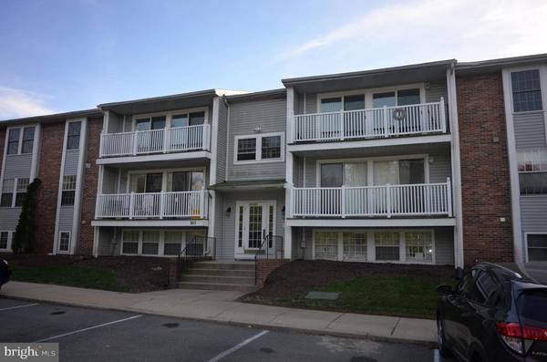 301 PALMSPRING DR #2, Gaithersburg, MD 20878