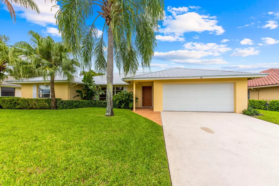 42 Chestnut TRL, Tequesta, FL 33469