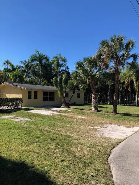 5318 S S 73rd RD, Lake Worth, FL 33463