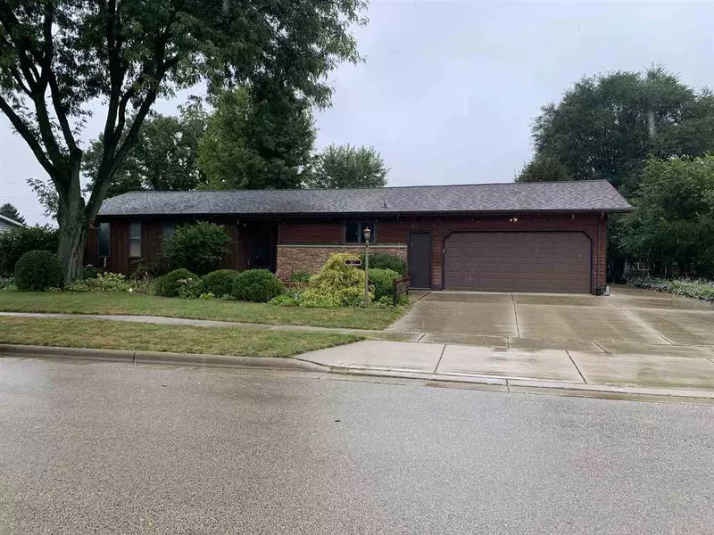 1817 East St, Black Earth, WI 53515