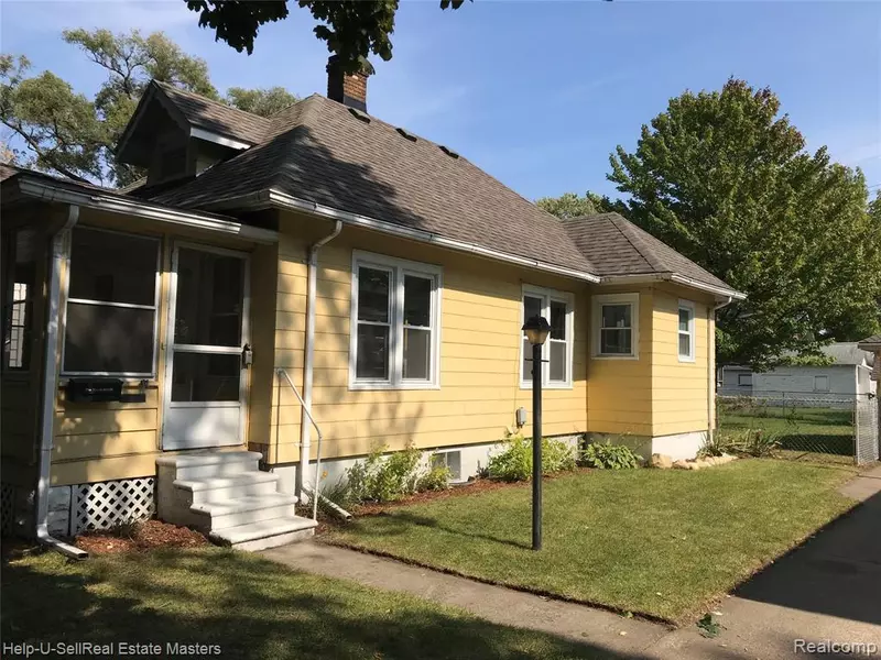 2434 WALNUT Street, Port Huron, MI 48060 2847