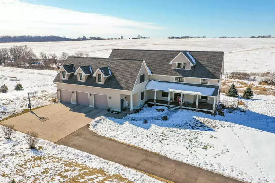 N8240 County Road J, New Glarus, WI 53574