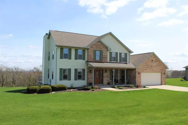 W5235 Village View Cir, New Glarus, WI 53574