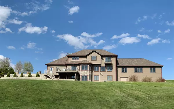 New Glarus, WI 53574,N9161 Cardinal Crest Ln