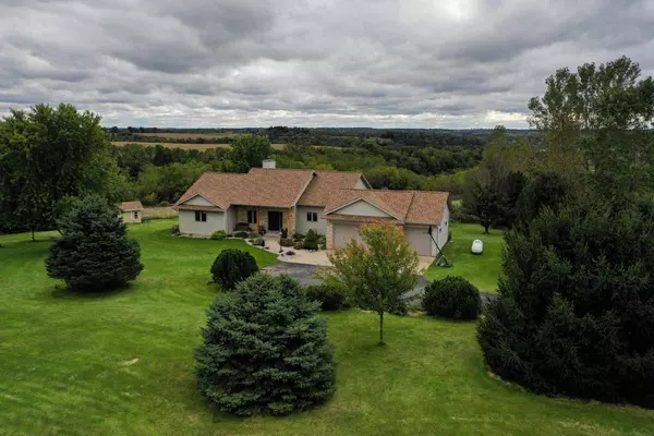 New Glarus, WI 53574,W5253 Highland Dr