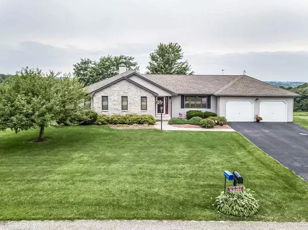 New Glarus, WI 53574,W5250 Village View Cir