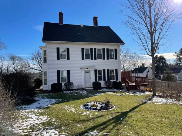 Newfields, NH 03856,4 Swamscott ST