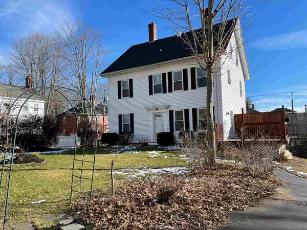 Newfields, NH 03856,4 Swamscott ST