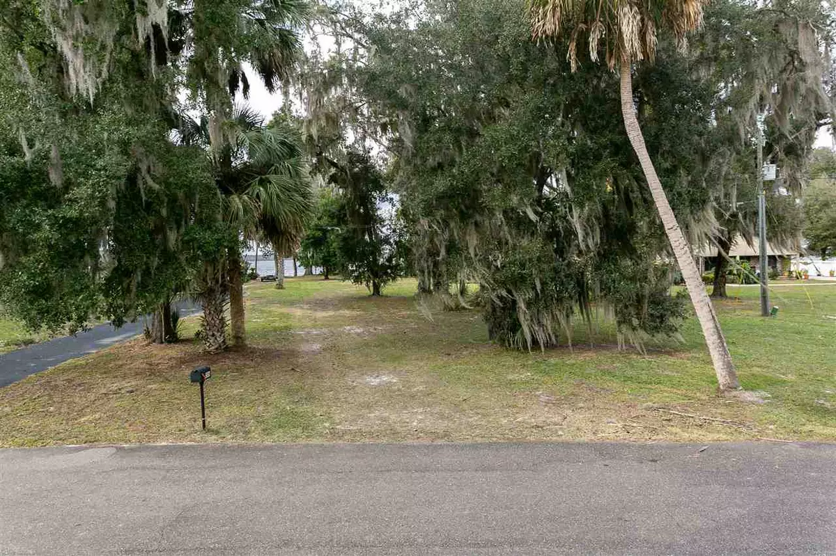 East Palatka, FL 32131,306 Moonstone Drive