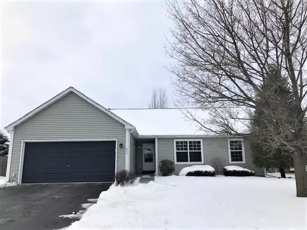 457 Valley View Dr, Genoa City, WI 53128