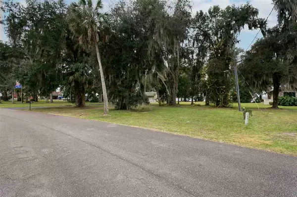 East Palatka, FL 32131,306 Moonstone Drive