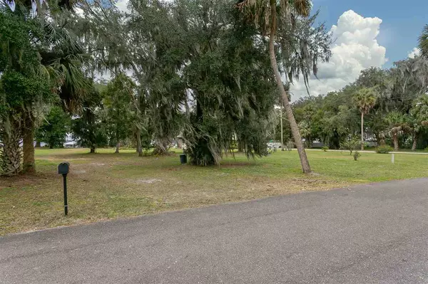 East Palatka, FL 32131,306 Moonstone Drive