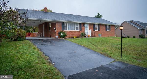 204 E 17TH, Front Royal, VA 22630