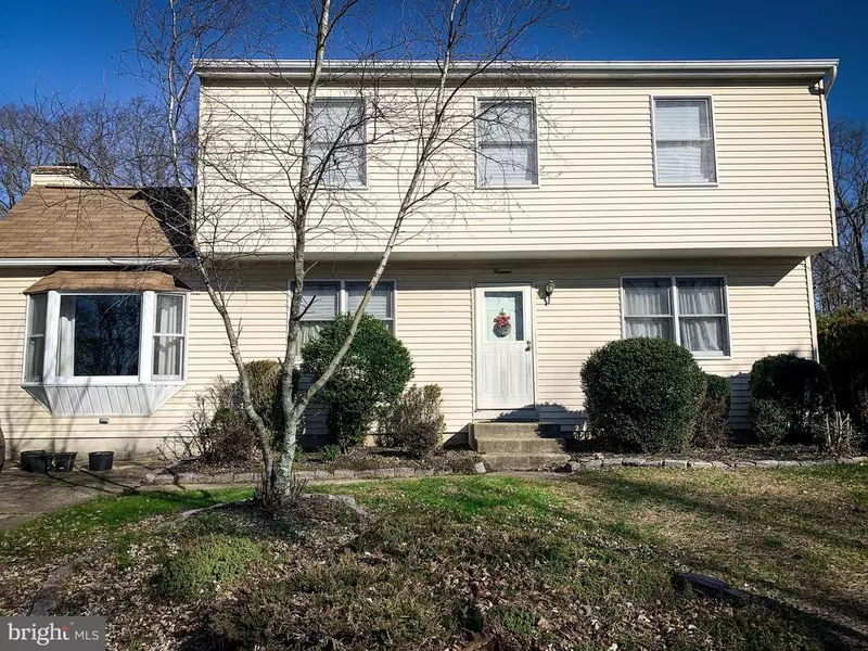 14 VILLA DR, Berlin, NJ 08009