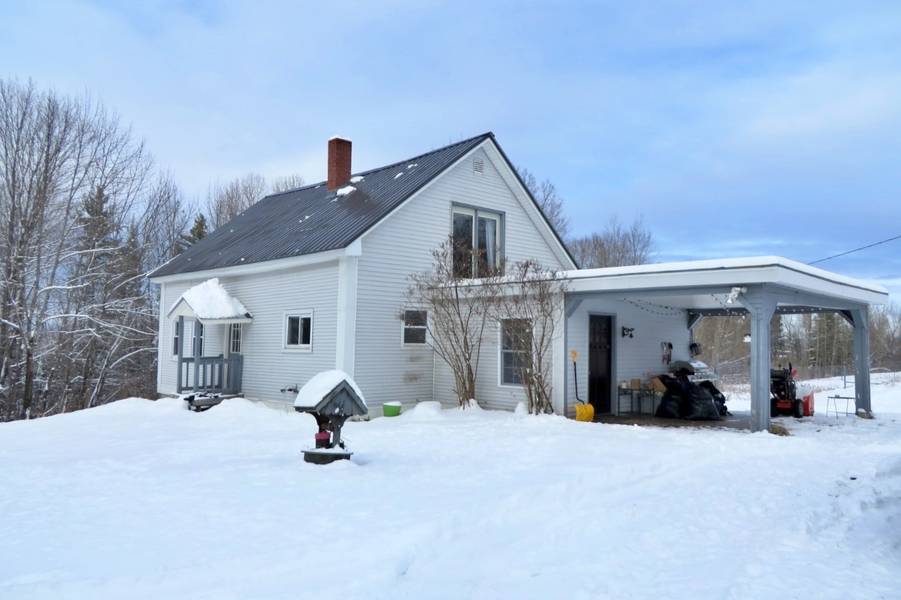 862 Baird RD, Barton, VT 05822