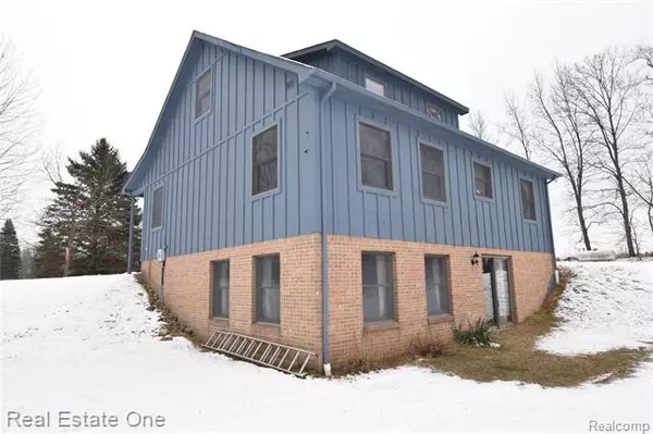 Ortonville, MI 48462,1541 CONNELL RD