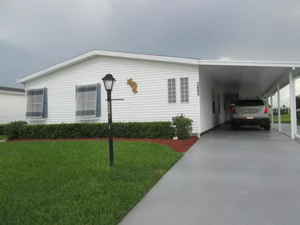 3601 Sleepy Hollow LN, Port Saint Lucie, FL 34952