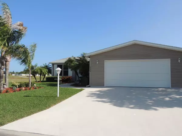 Port Saint Lucie, FL 34952,7724 Mcclintock WAY