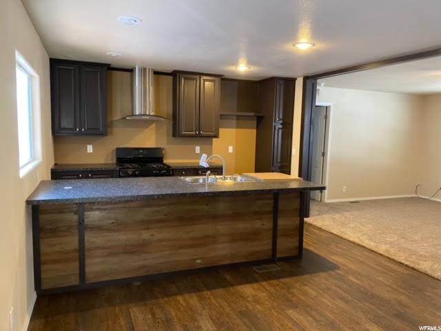 Uintah, UT 84405,975 E 6600 S #94