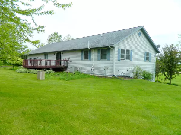 Monroe, WI 53566,N2456 CLEARVIEW DR