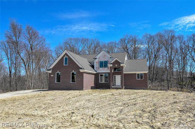 2494 CRISTINA ANNE CRT, Hartland Twp, MI 48855