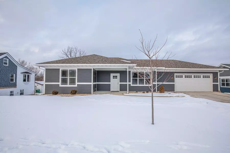 5408 Siggelkow Rd, Mcfarland, WI 53558