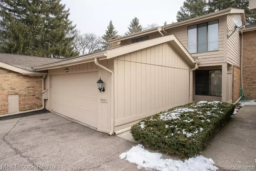 7491 PEBBLE Lane, West Bloomfield, MI 48322 3521