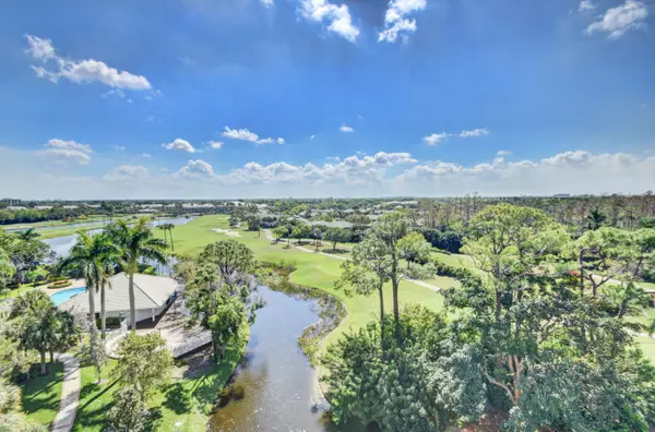 Boca Raton, FL 33434,20290 Fairway Oaks DR 272